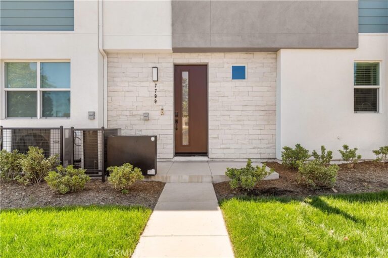 7799 Paxton, Rancho Cucamonga