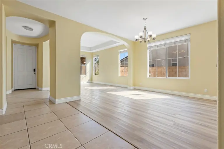 7982 Sorrel, Eastvale