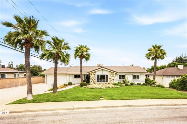 818 Hood, Claremont