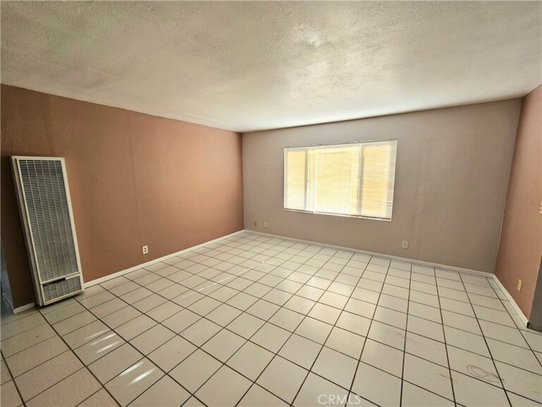 8279 Heather, Fontana