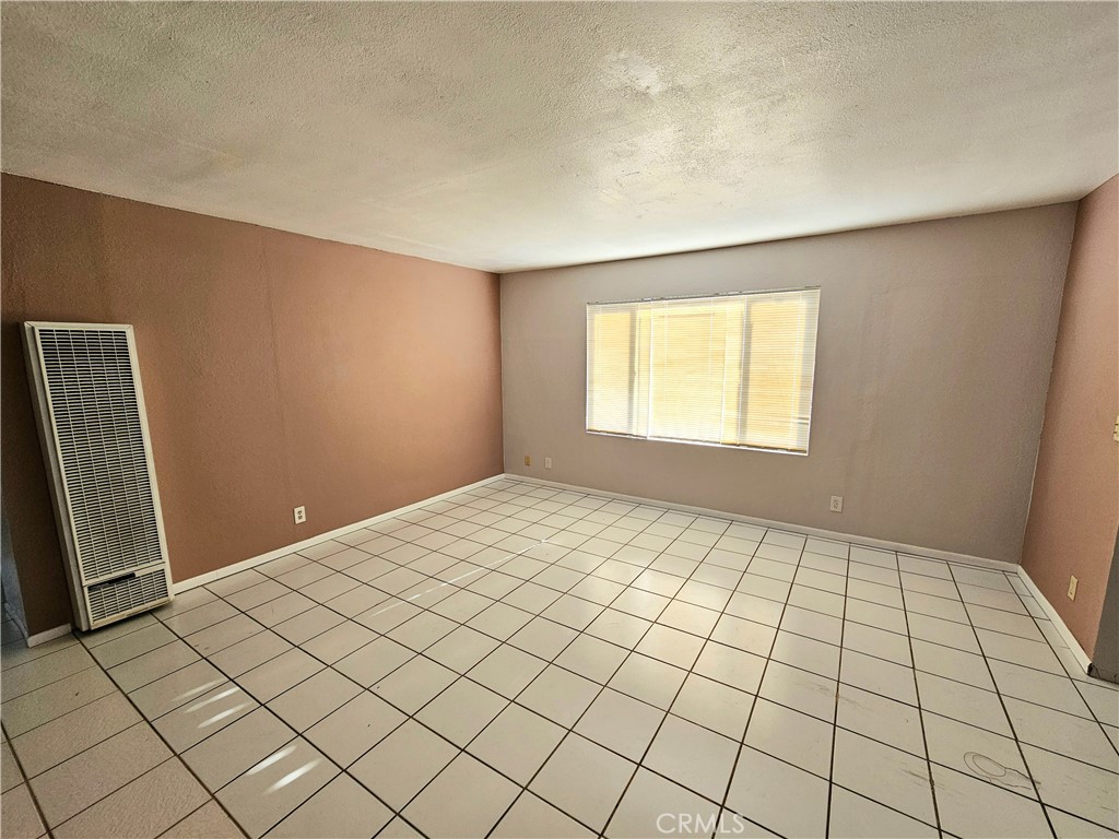 8279 Heather, Fontana