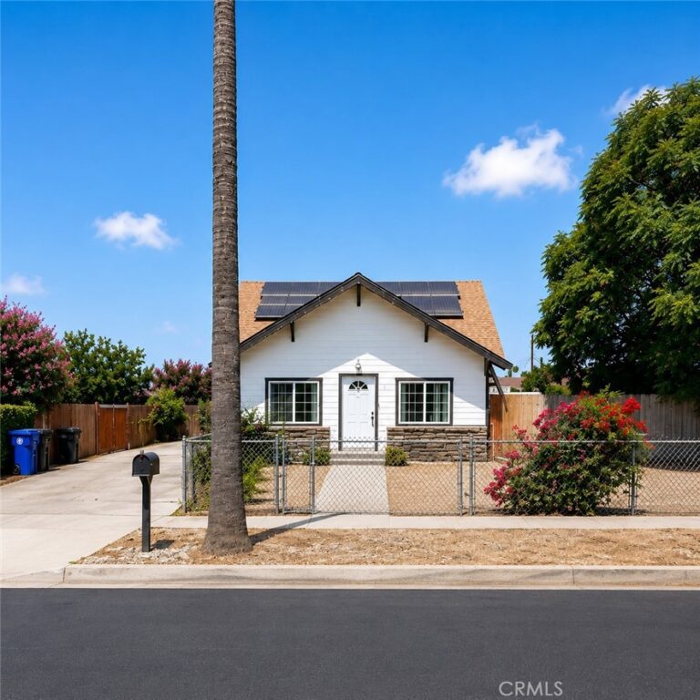 8296 Cypress, Fontana