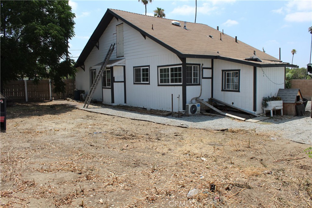 8296 Cypress, Fontana