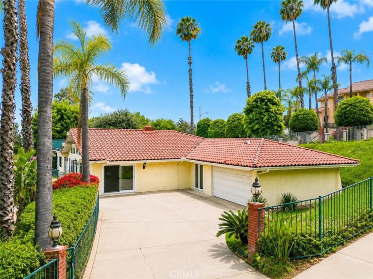 834 Cloverview, Glendora