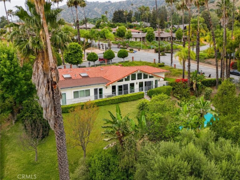 834 Cloverview, Glendora