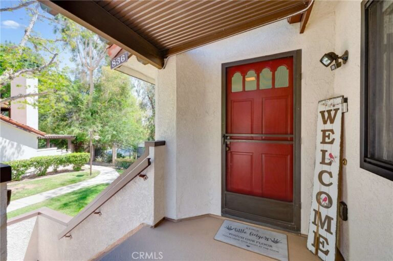 836 Trinity, Claremont