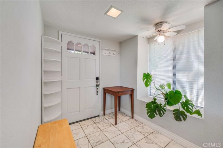 836 Trinity, Claremont