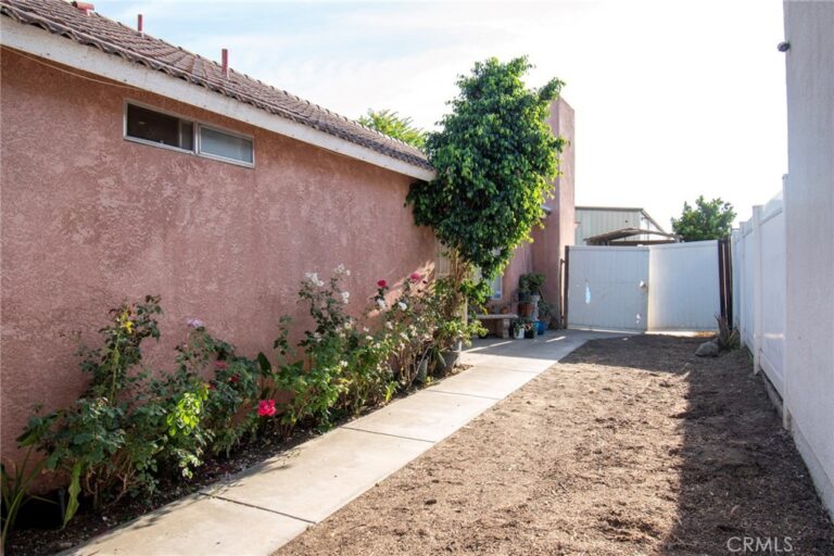 8416 Reseda Avenue, Fontana