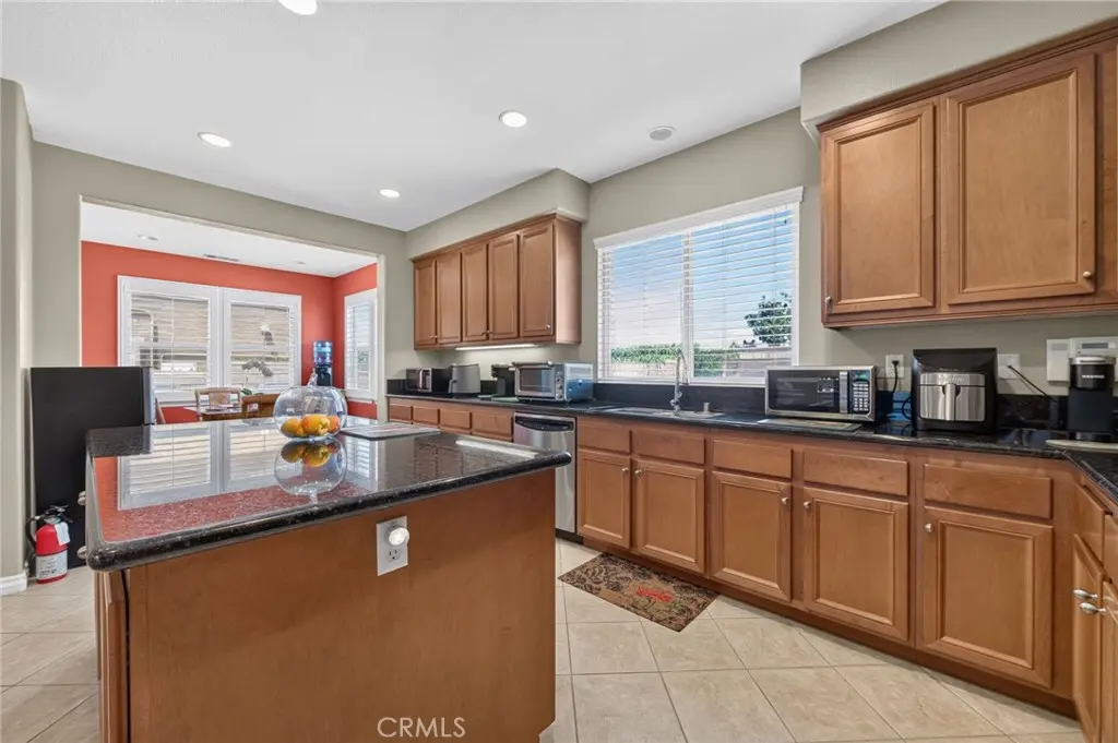 8418 Lourenco Lane, Eastvale
