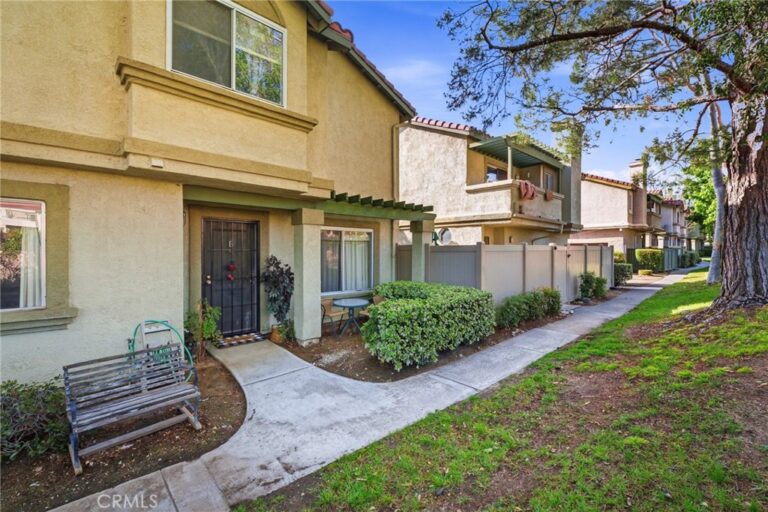 8439 Sunset Trail #B, Rancho Cucamonga