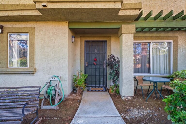 8439 Sunset Trail #B, Rancho Cucamonga