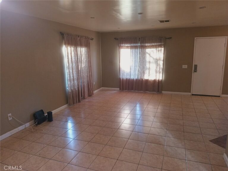 8439 Sunset Trail #B, Rancho Cucamonga