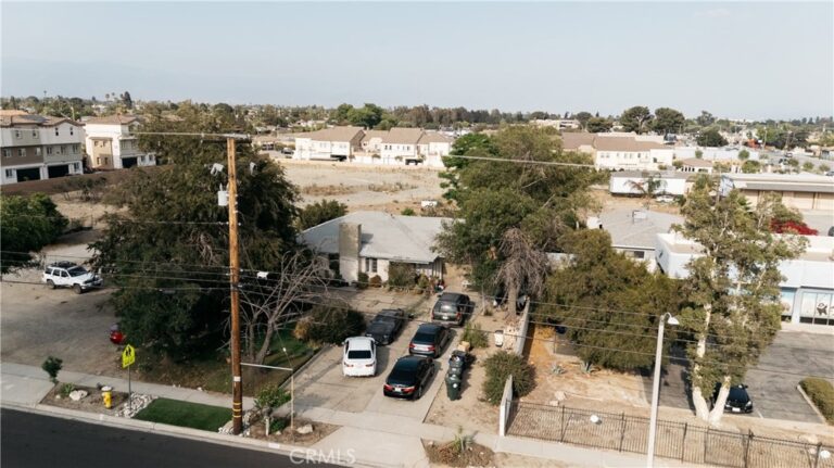 8447 Tamarind, Fontana