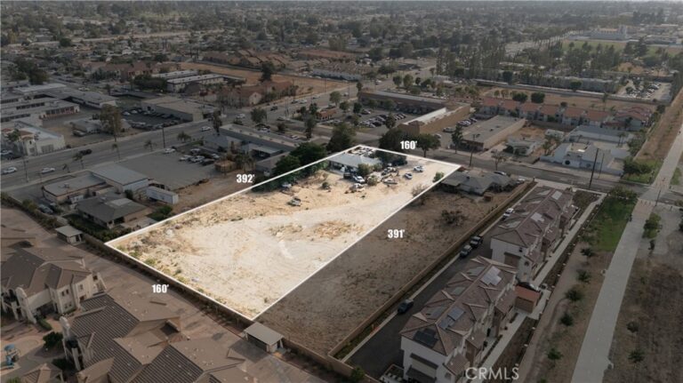 8447 Tamarind, Fontana