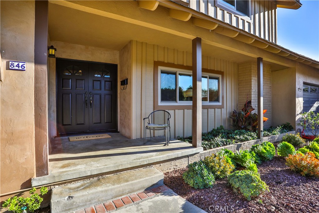 846 W 10th Street, Claremont
