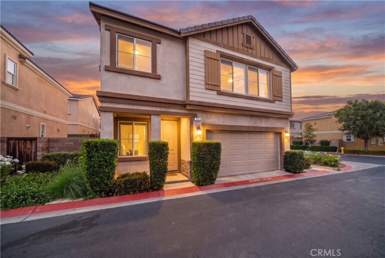 851 Christian Court, Upland