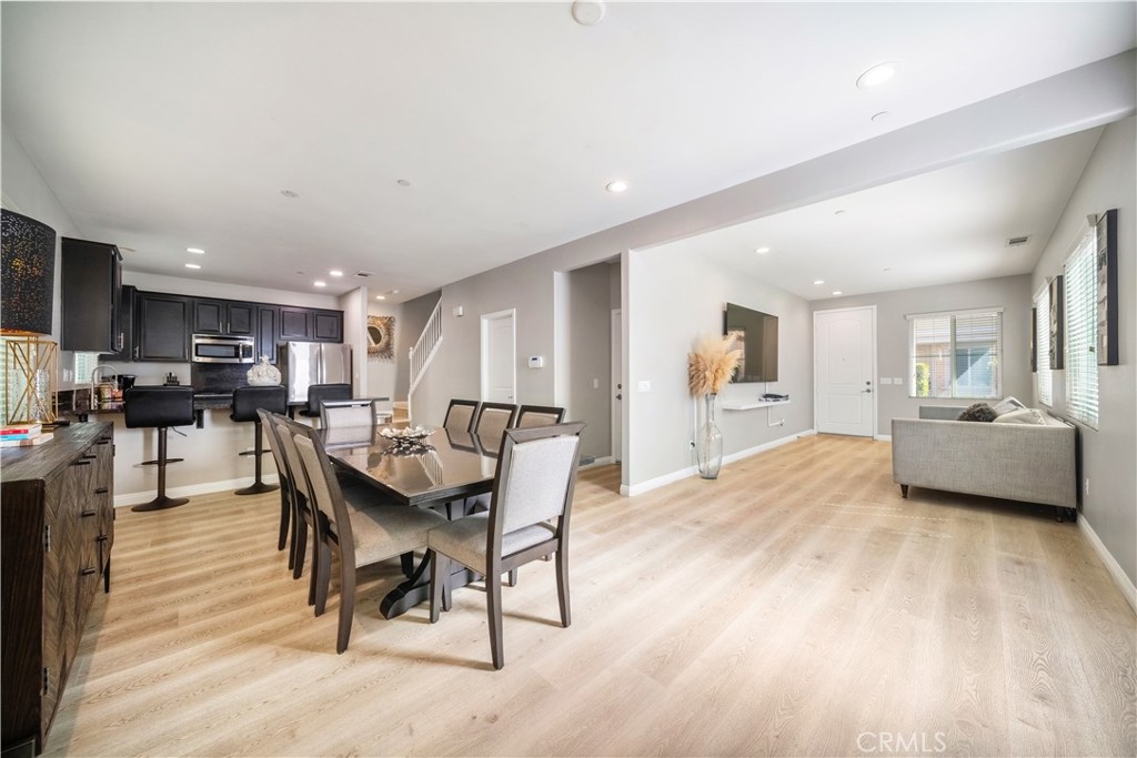 851 Christian Court, Upland