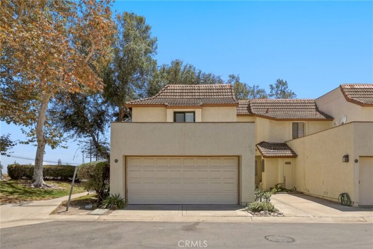 870 Lancaster, Claremont