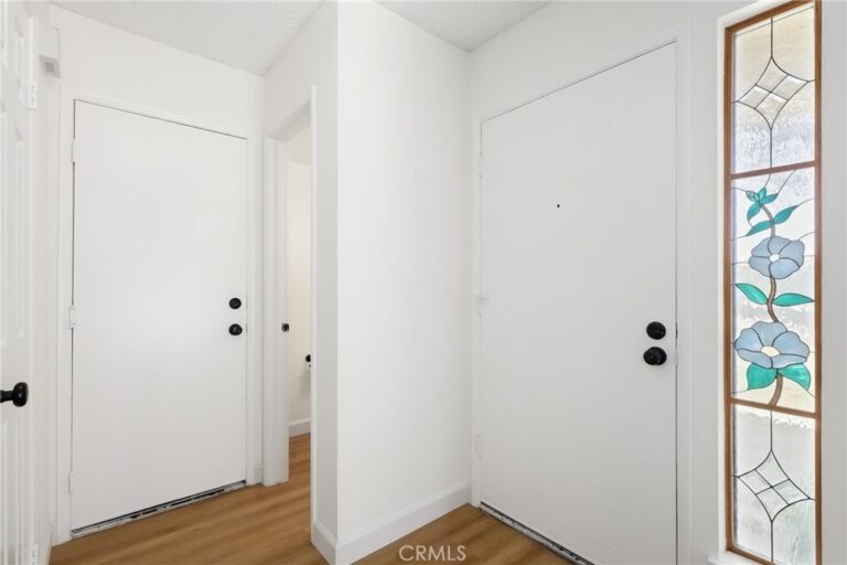 870 Lancaster, Claremont