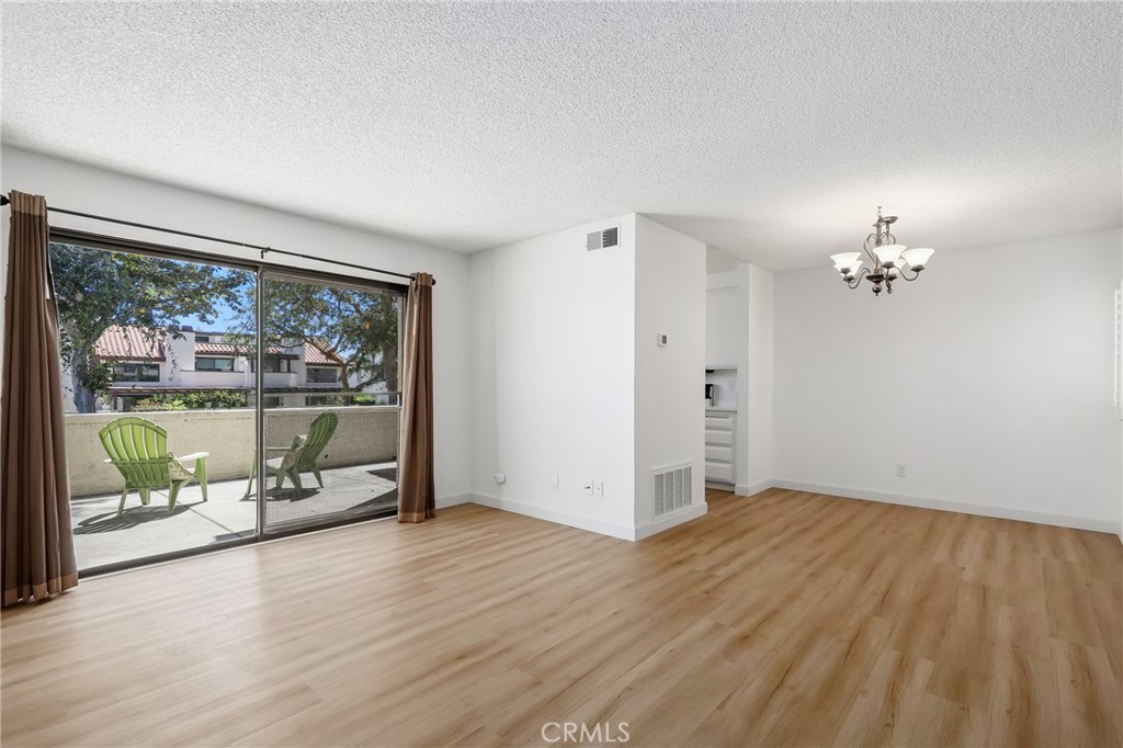 870 Lancaster, Claremont