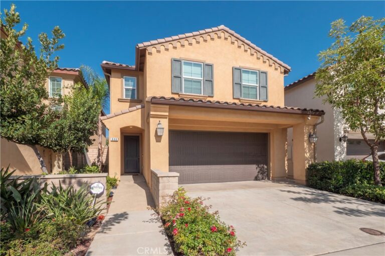 888 Julie Place, Upland