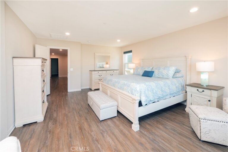 888 Julie Place, Upland