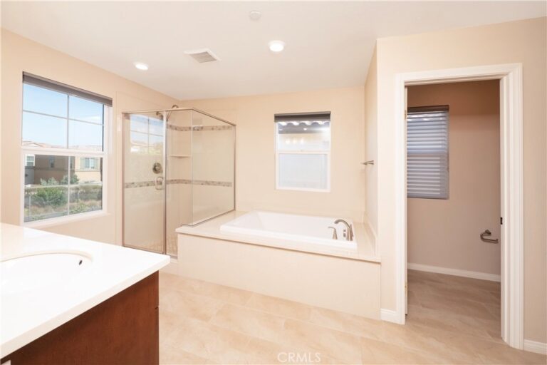 888 Julie Place, Upland