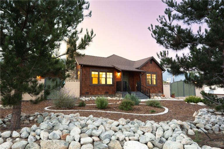 895 W 23rd, Upland