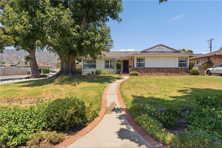 903 E Dalton, Glendora