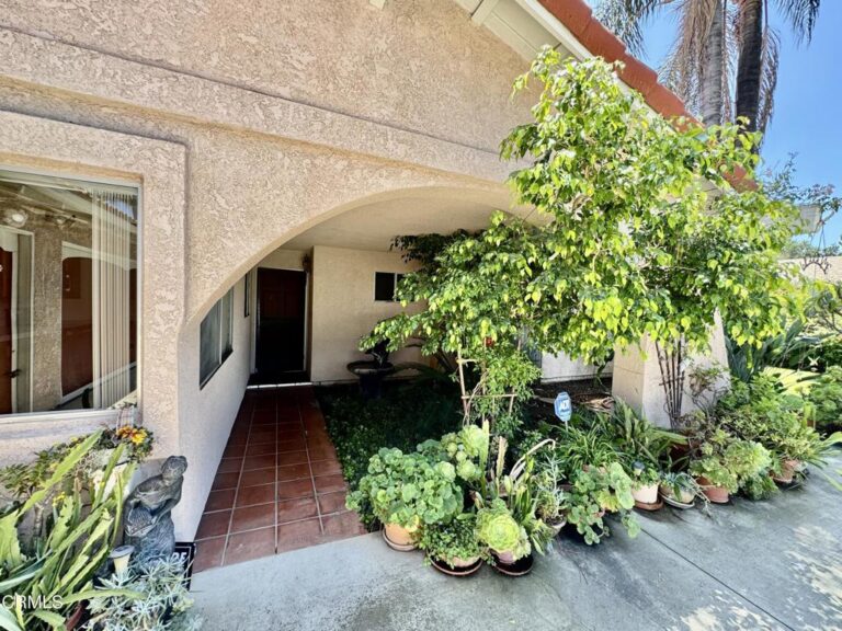 910 Claraday Street, Glendora