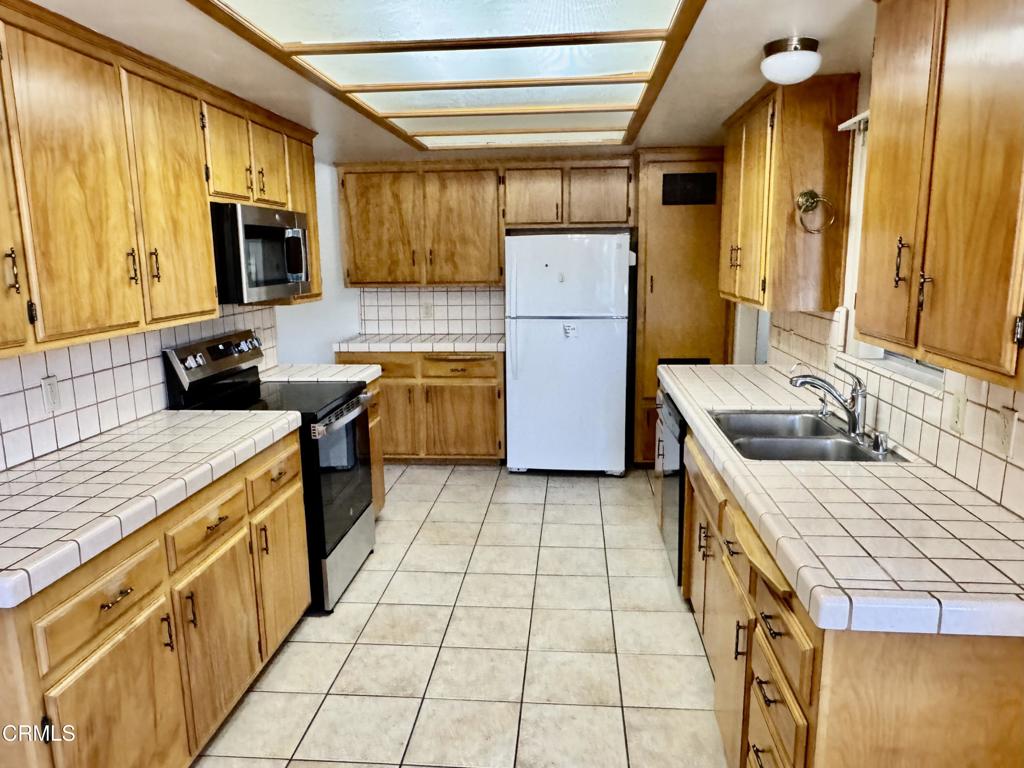 910 Claraday Street, Glendora