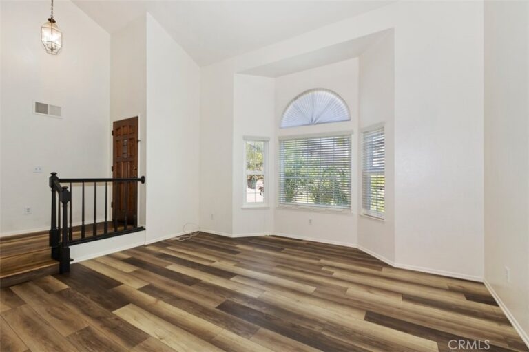 910 W 21st Street, Upland