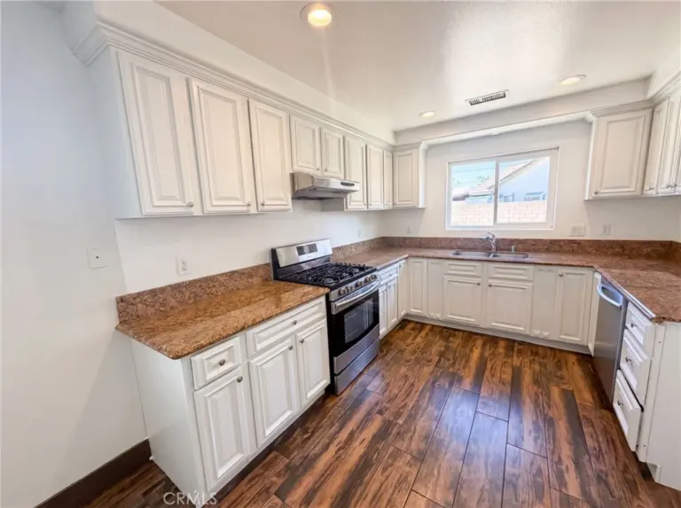 922 W Craig, Rialto
