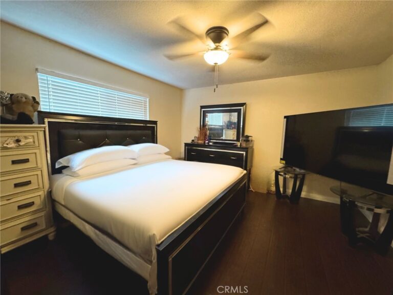 9382 Shadowood Drive, Montclair