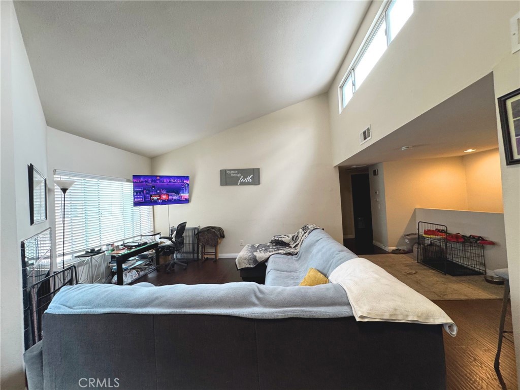 9382 Shadowood Drive, Montclair