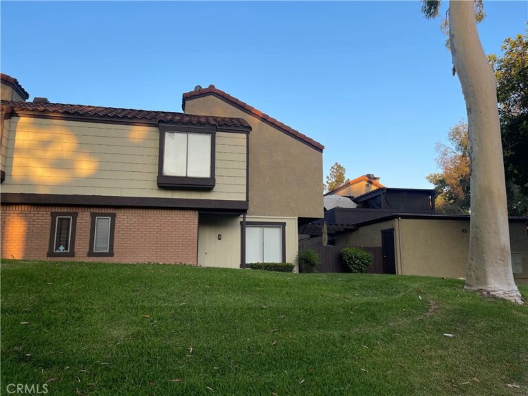 9386 Mesa Verde DR #B, Montclair