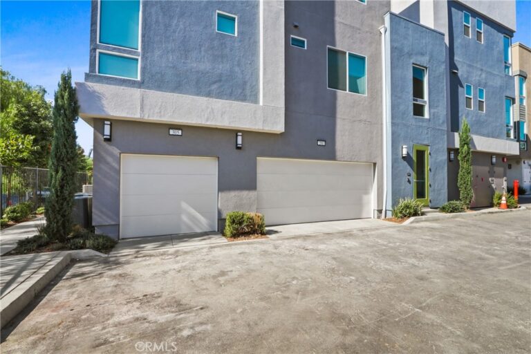 960 N Tangent Privado #305, Ontario