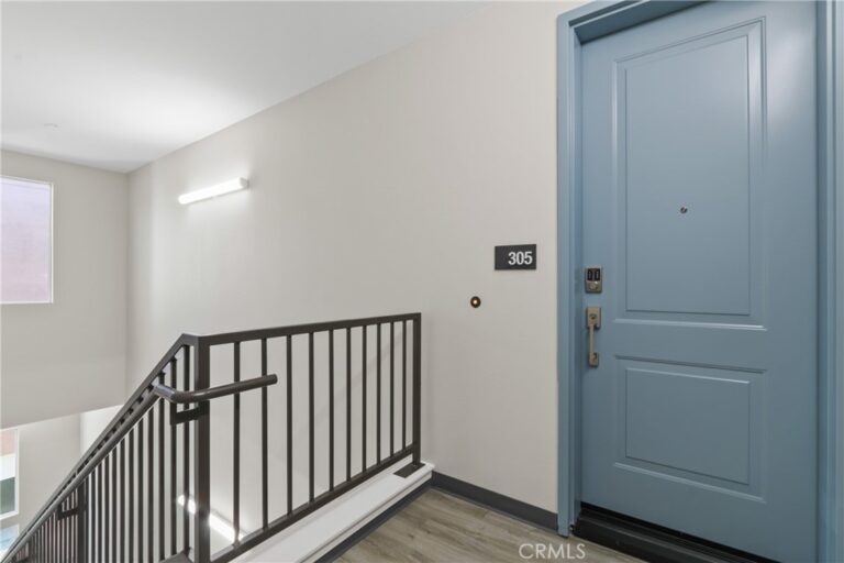 960 N Tangent Privado #305, Ontario