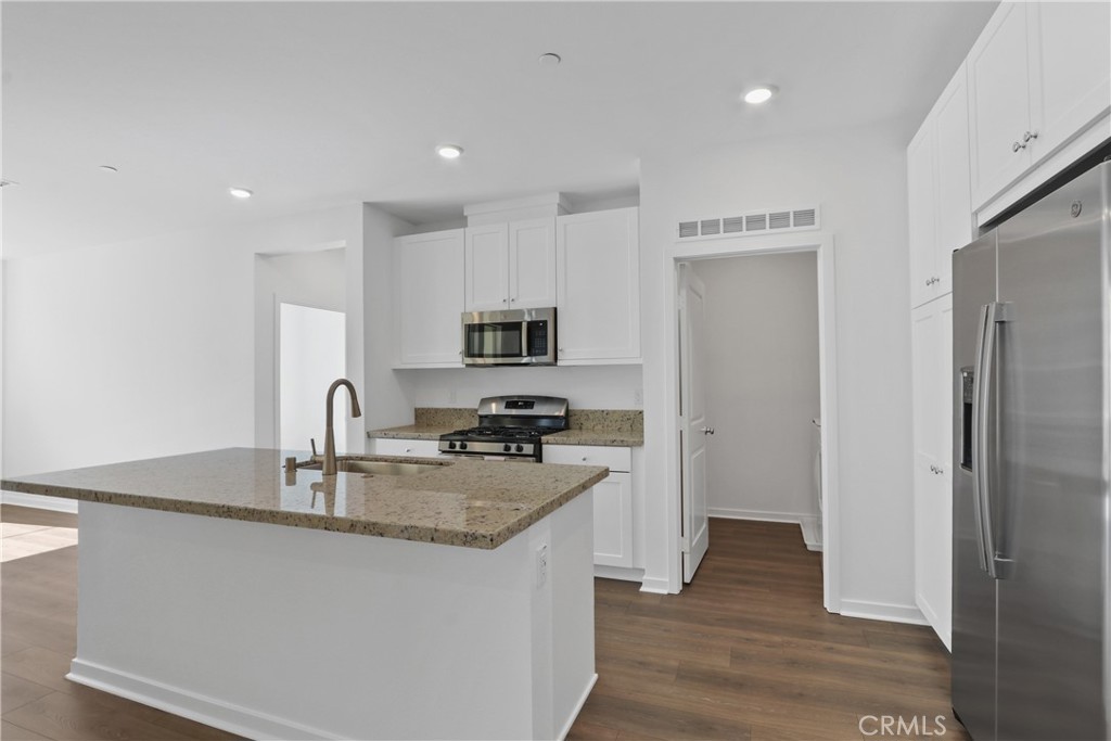 960 N Tangent Privado #305, Ontario