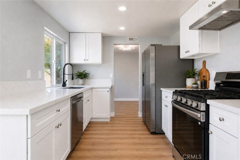 9737 Willow Wood, Rancho Cucamonga
