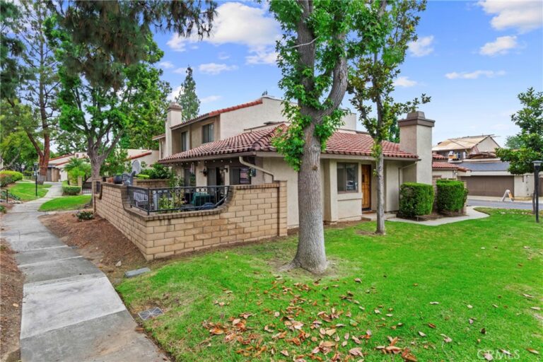 9854 Solazzo, Rancho Cucamonga