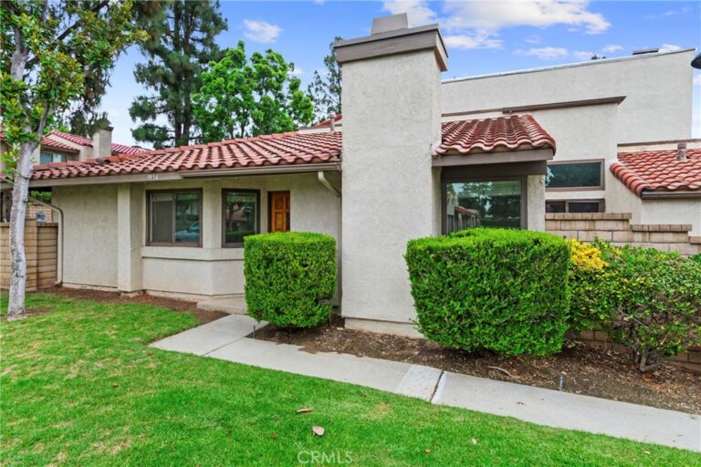 9854 Solazzo, Rancho Cucamonga