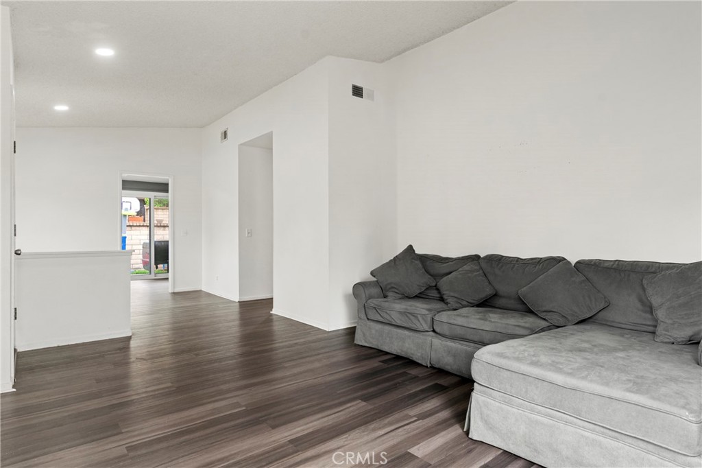 9854 Solazzo, Rancho Cucamonga