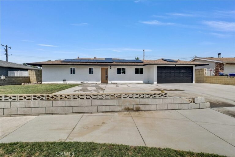 9900 Niagara, Fontana