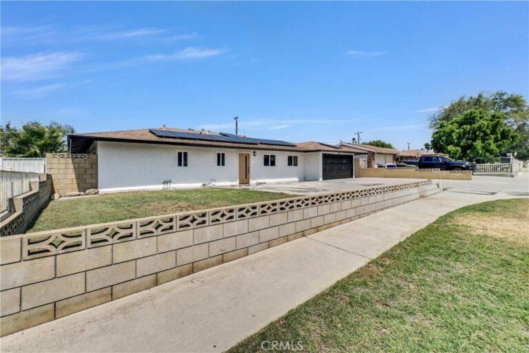 9900 Niagara, Fontana