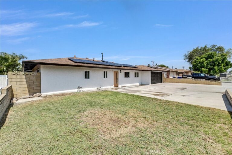 9900 Niagara, Fontana