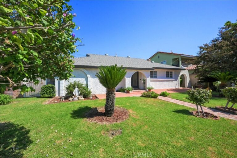 1001 Highland Court, Upland