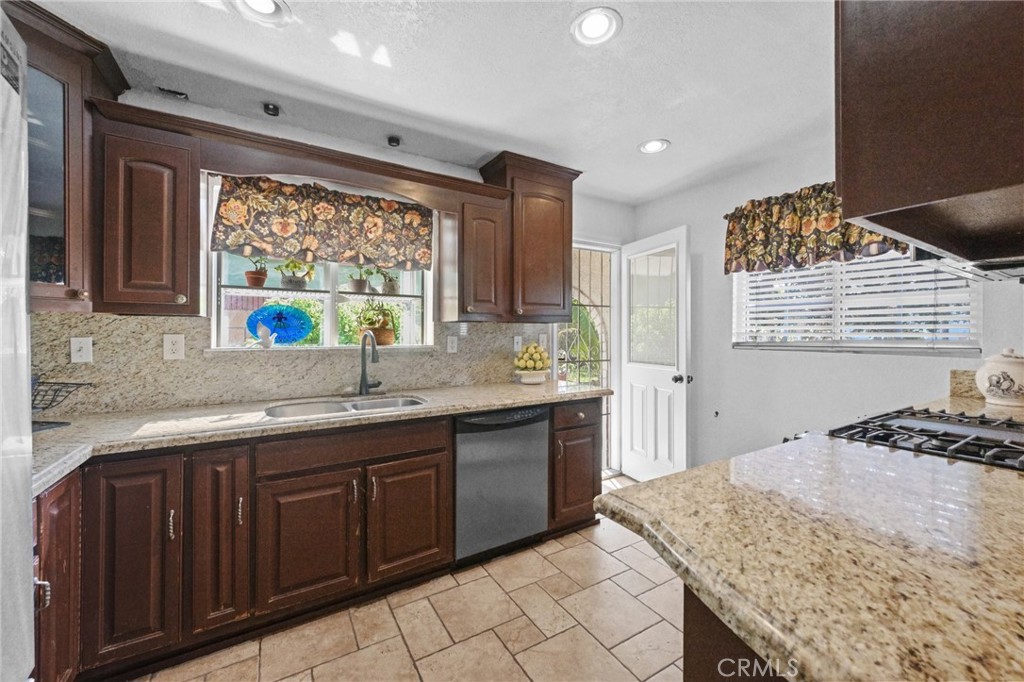 1001 Highland Court, Upland