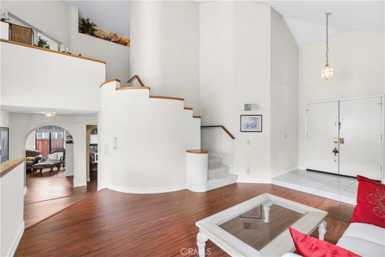 10133 Saddlehill, Rancho Cucamonga
