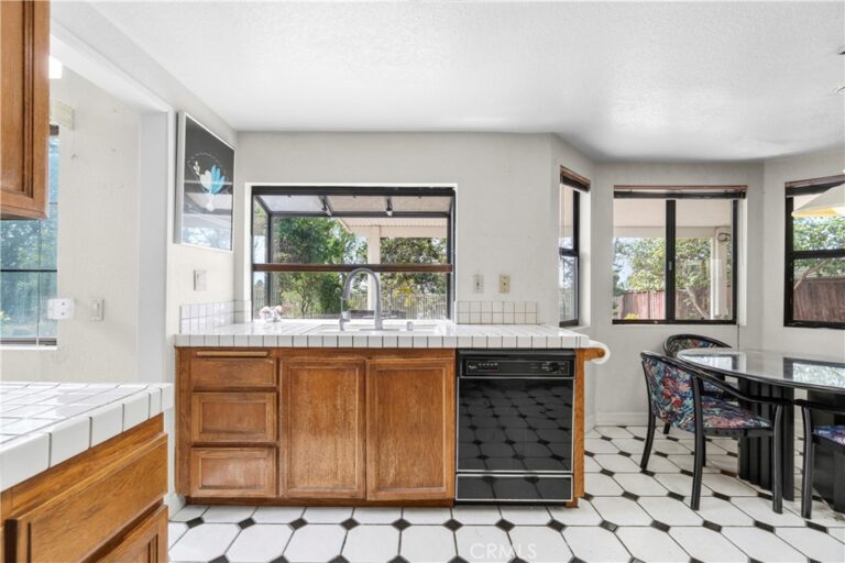 10133 Saddlehill, Rancho Cucamonga
